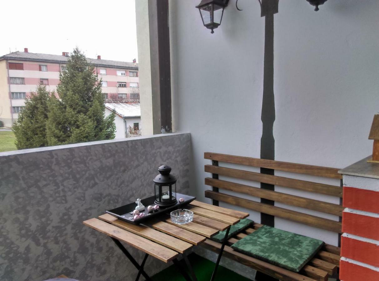 Studio Apartman Zdral Daruvar Extérieur photo